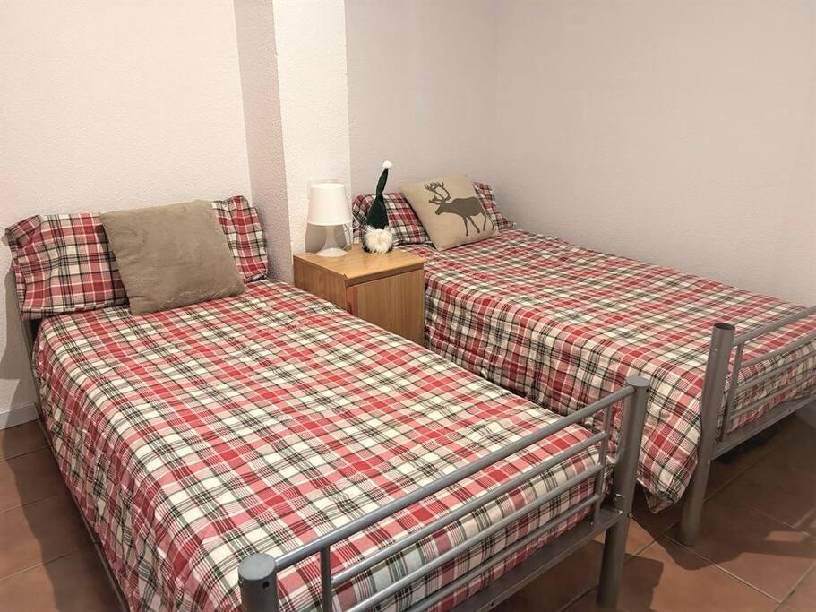 Little Rest Montblanc 6 Pax Personas Wifi Garaje Plaza Pradollano Appartement Monachil Buitenkant foto