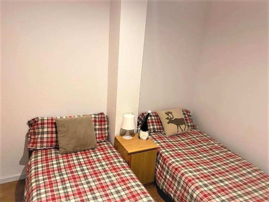 Little Rest Montblanc 6 Pax Personas Wifi Garaje Plaza Pradollano Appartement Monachil Buitenkant foto